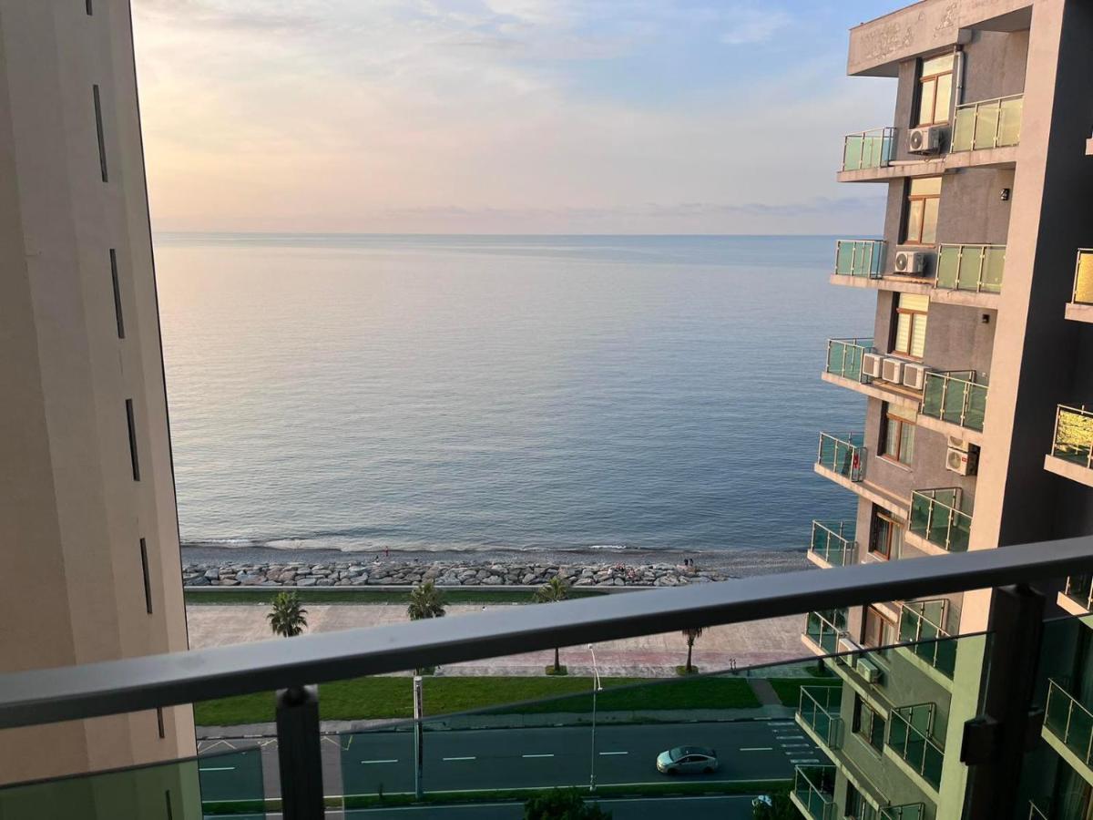 The Fresh Wave Hotel Batumi Eksteriør billede