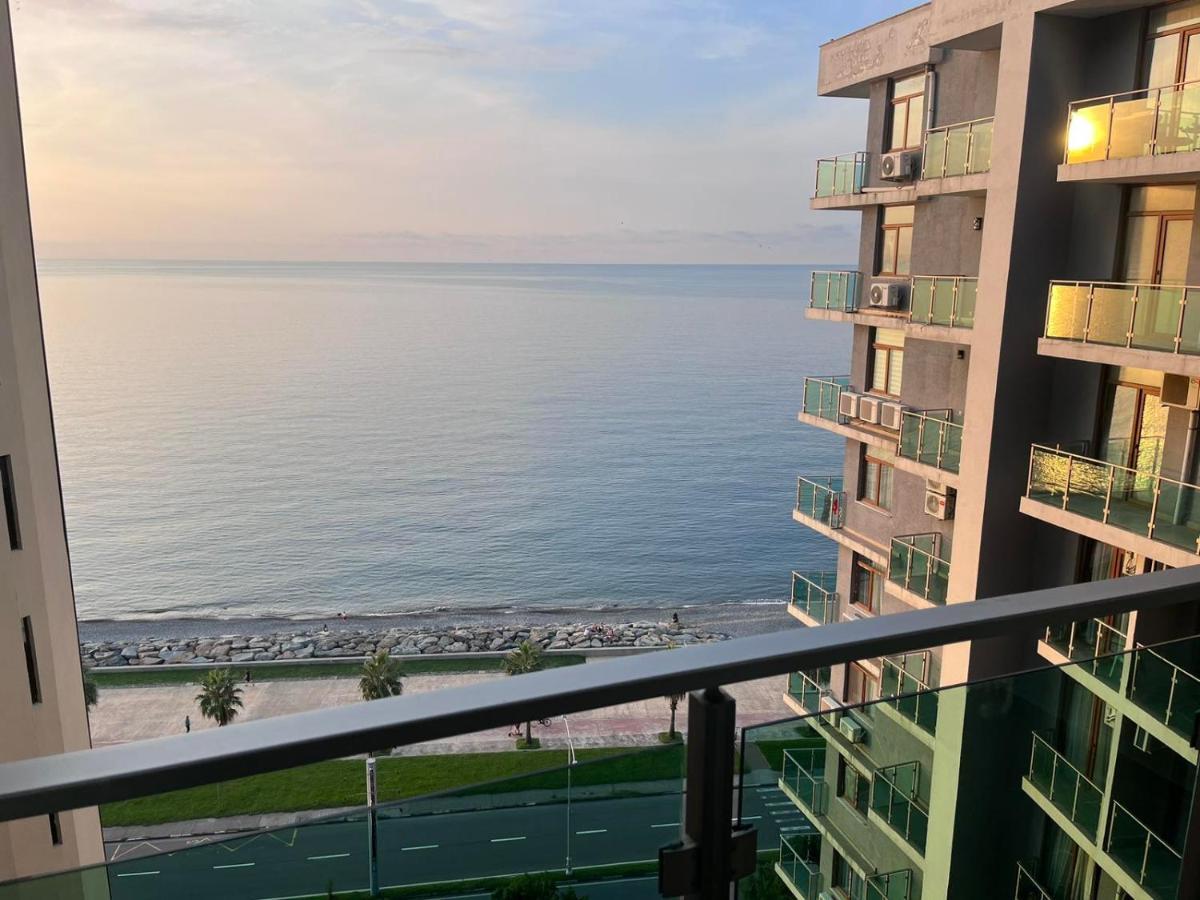 The Fresh Wave Hotel Batumi Eksteriør billede