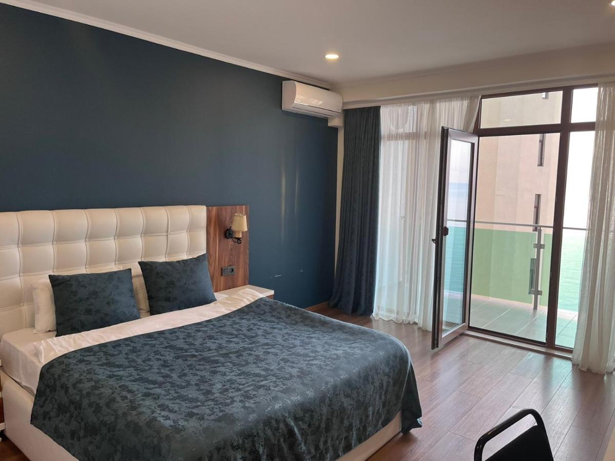 The Fresh Wave Hotel Batumi Eksteriør billede