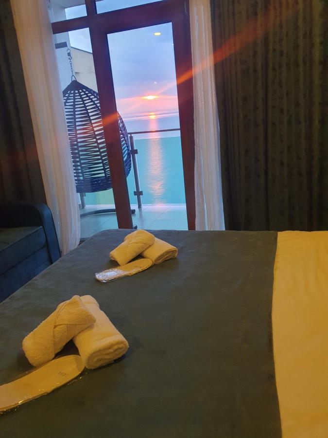 The Fresh Wave Hotel Batumi Eksteriør billede