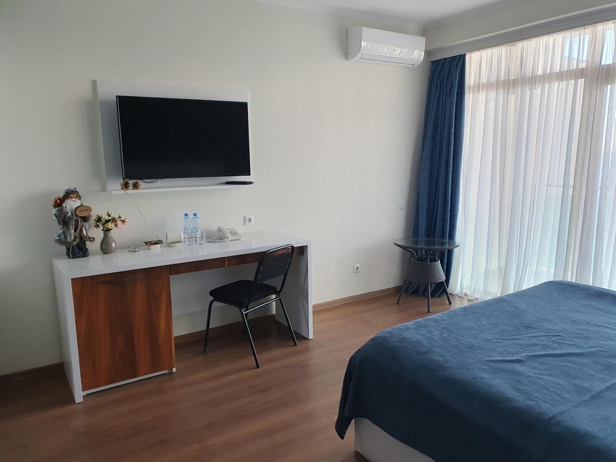 The Fresh Wave Hotel Batumi Værelse billede